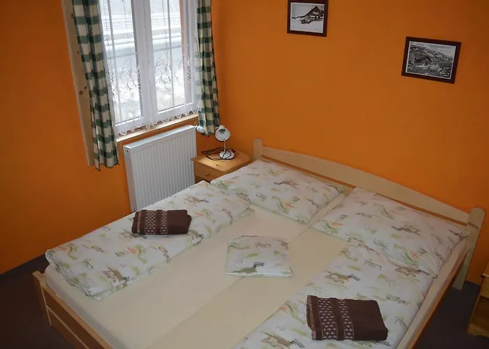 Pensjonat Certice 2*