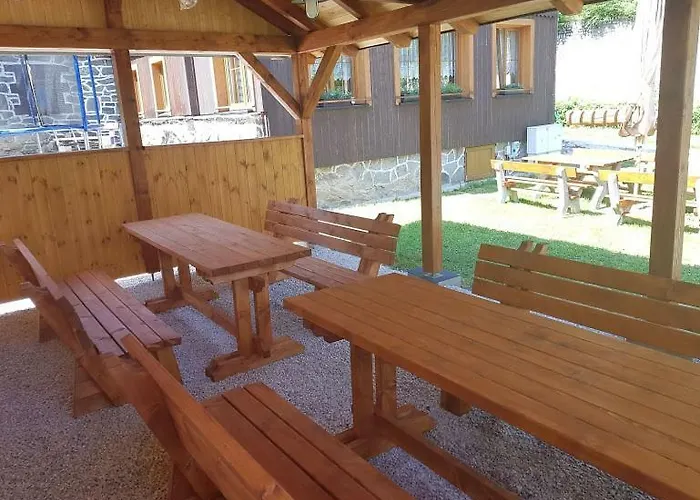 Certice Pensjonat 2*